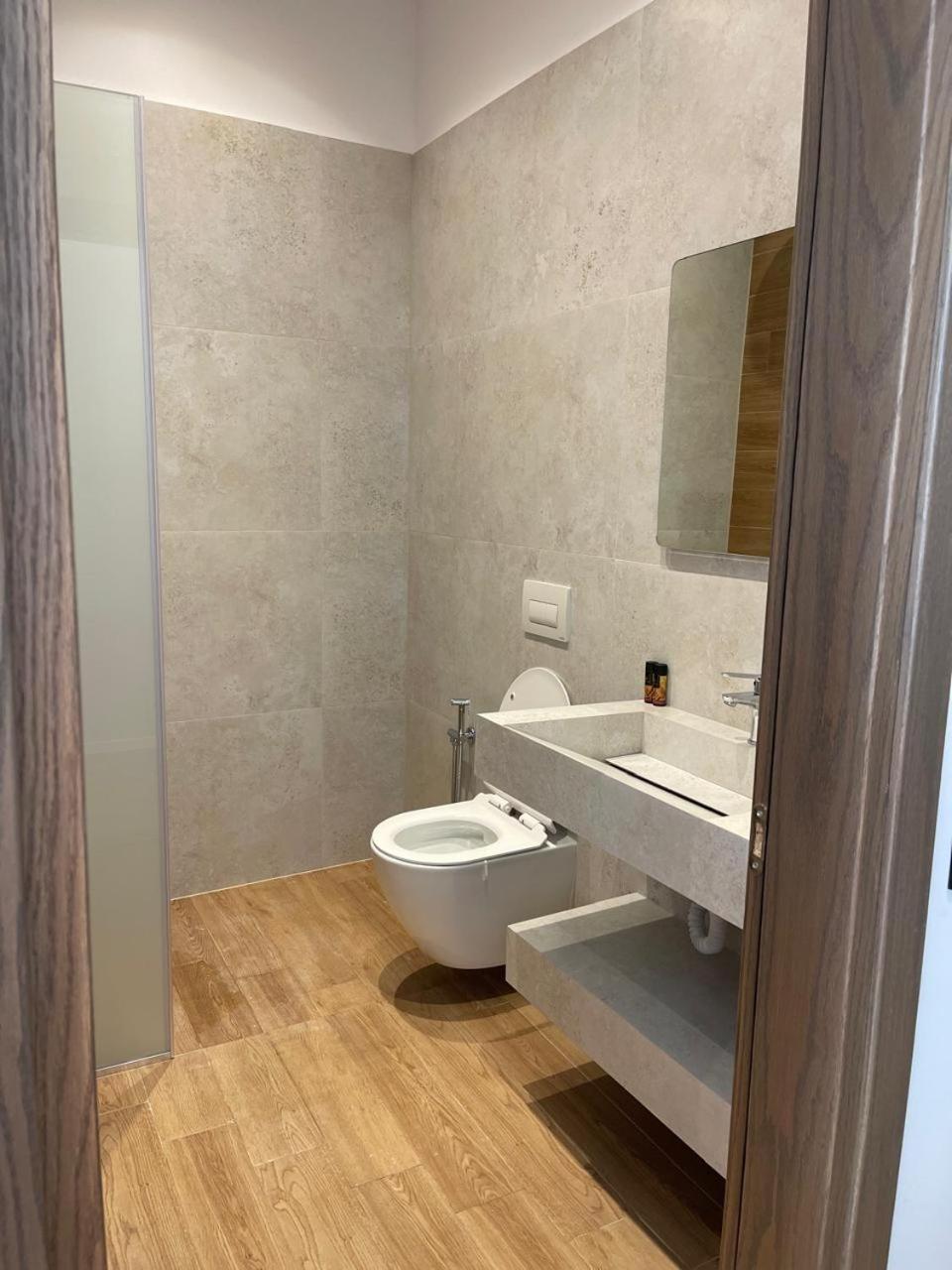 Aparthotel Dia Mare Deluxe Vlorë Exterior foto
